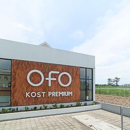 Ofo Kost Premium Kampung Inggris Pare Syariah Mitra Reddoorz Hotel Exterior foto