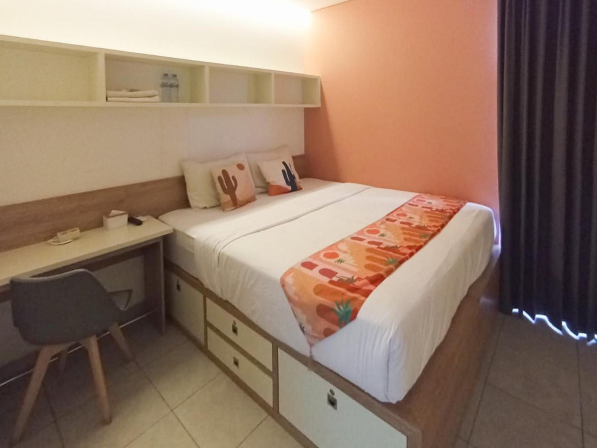 Ofo Kost Premium Kampung Inggris Pare Syariah Mitra Reddoorz Hotel Exterior foto