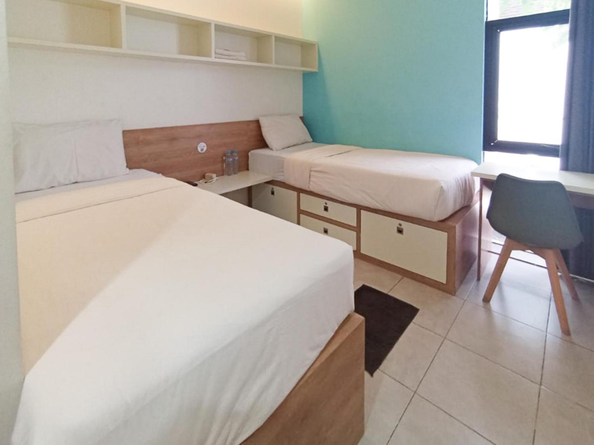 Ofo Kost Premium Kampung Inggris Pare Syariah Mitra Reddoorz Hotel Exterior foto