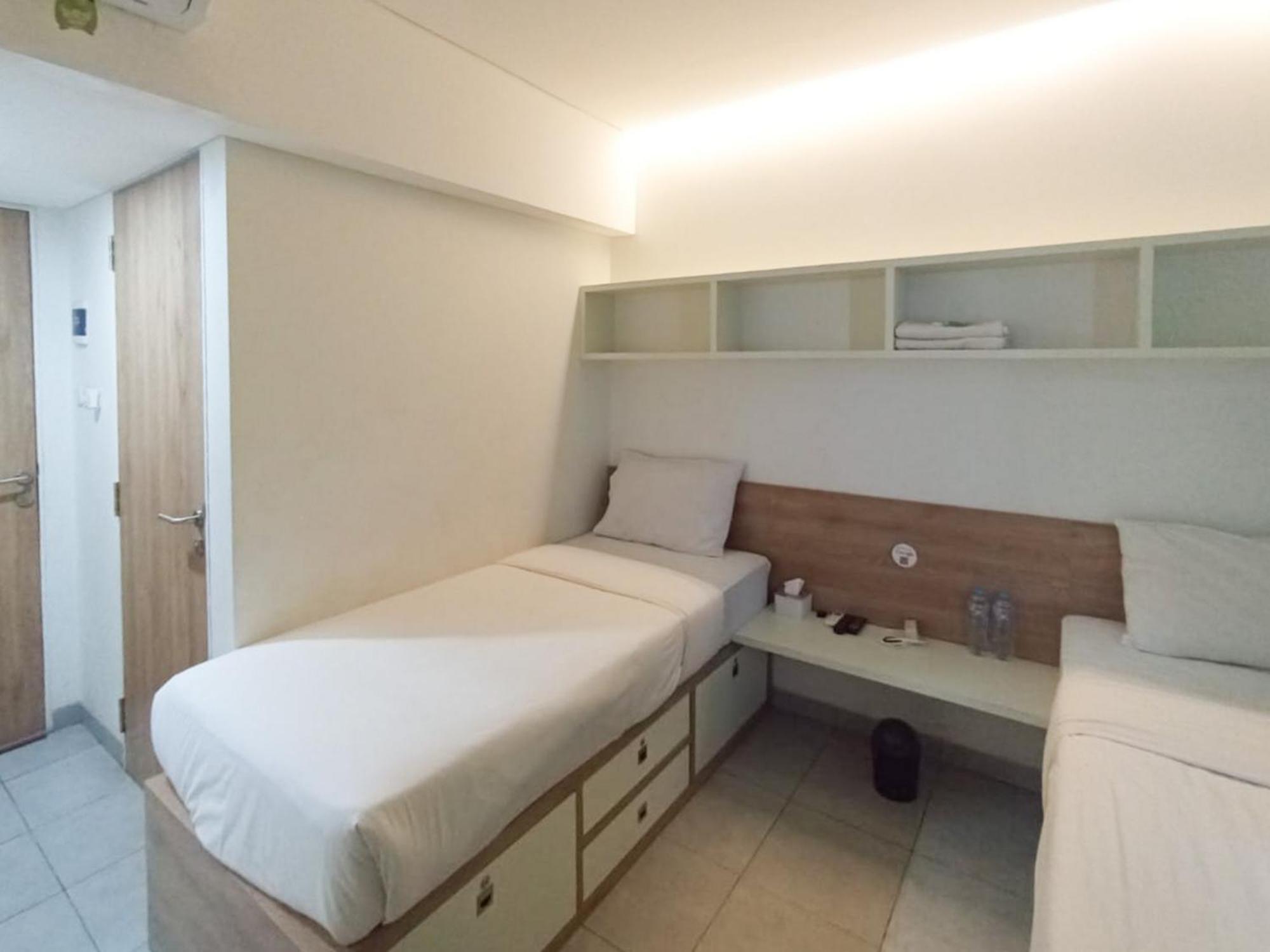 Ofo Kost Premium Kampung Inggris Pare Syariah Mitra Reddoorz Hotel Exterior foto