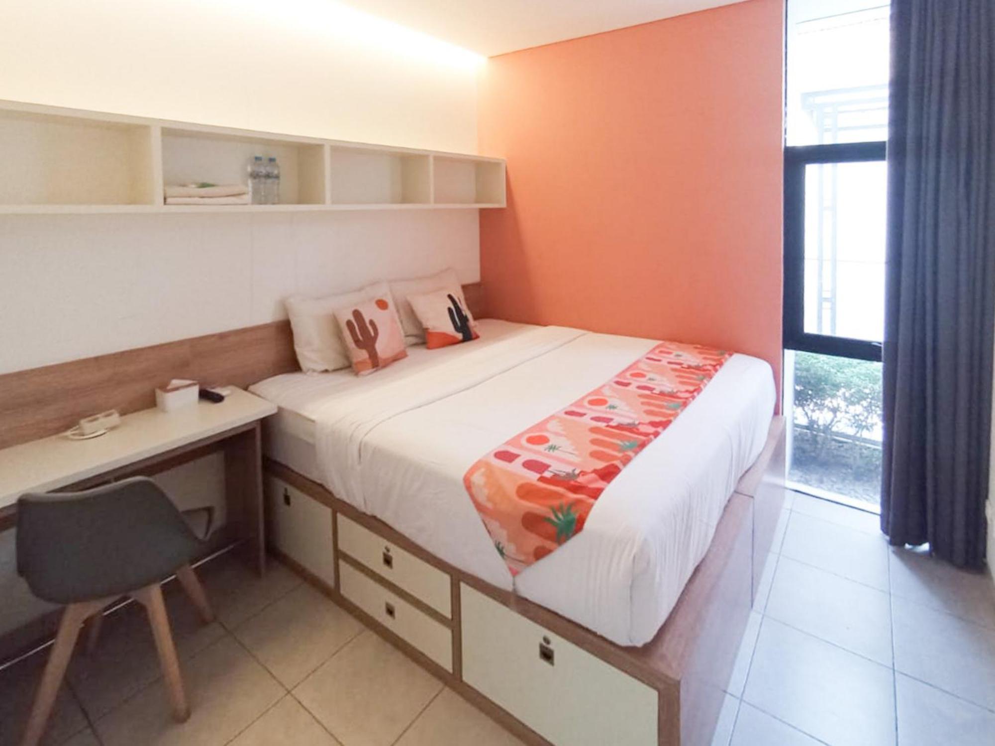 Ofo Kost Premium Kampung Inggris Pare Syariah Mitra Reddoorz Hotel Exterior foto