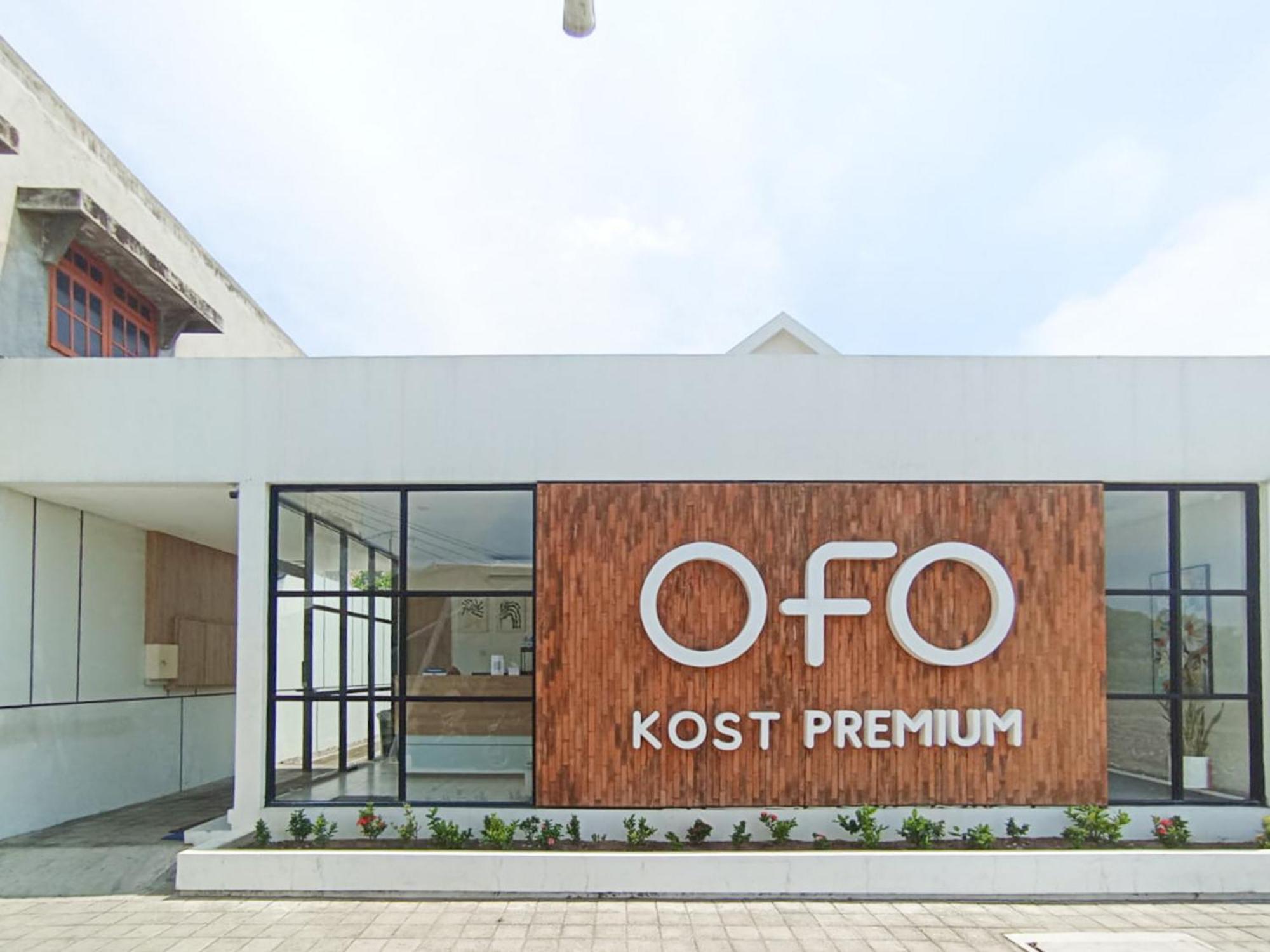 Ofo Kost Premium Kampung Inggris Pare Syariah Mitra Reddoorz Hotel Exterior foto