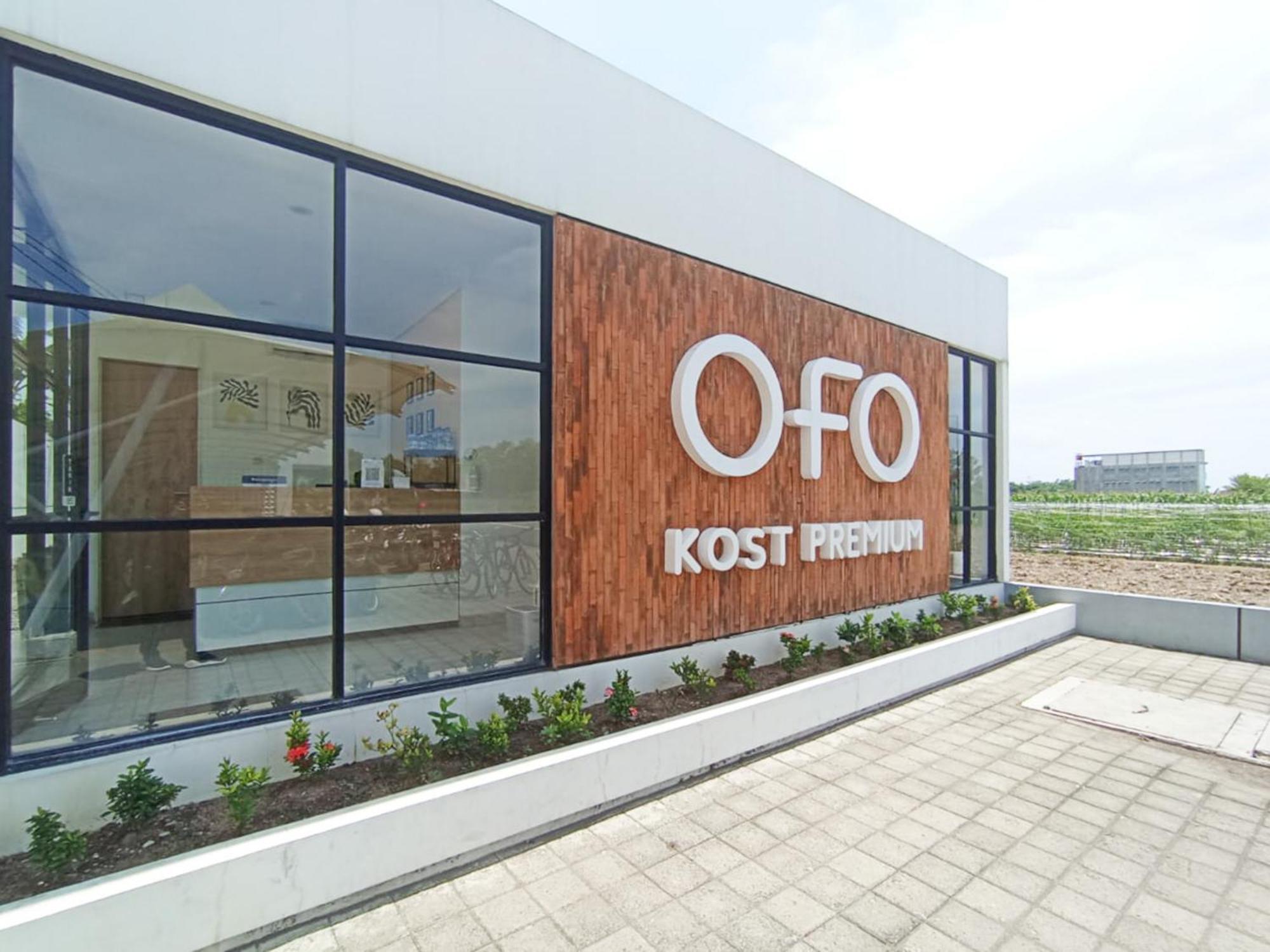 Ofo Kost Premium Kampung Inggris Pare Syariah Mitra Reddoorz Hotel Exterior foto